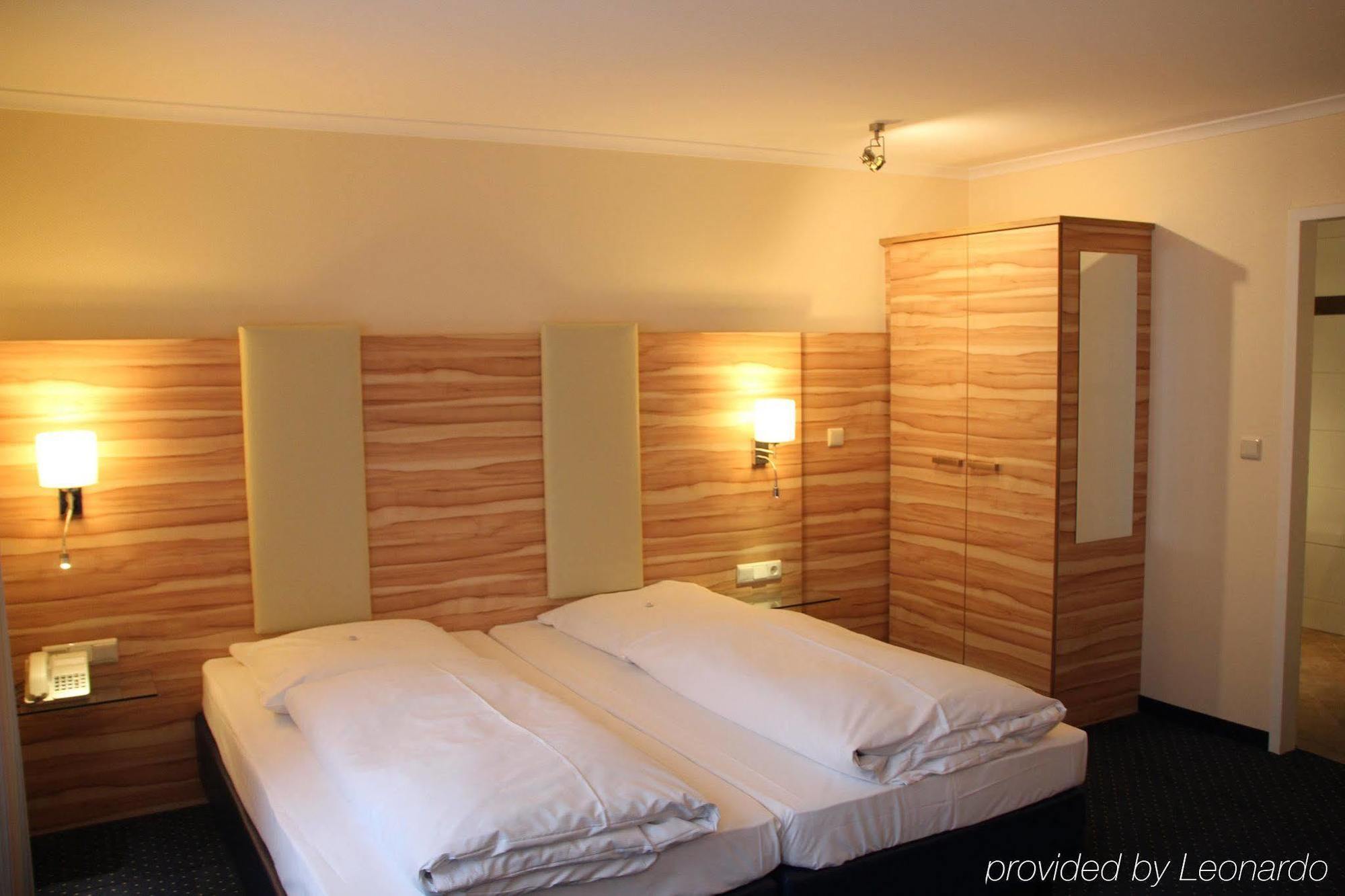 Daniel Hotel 3*